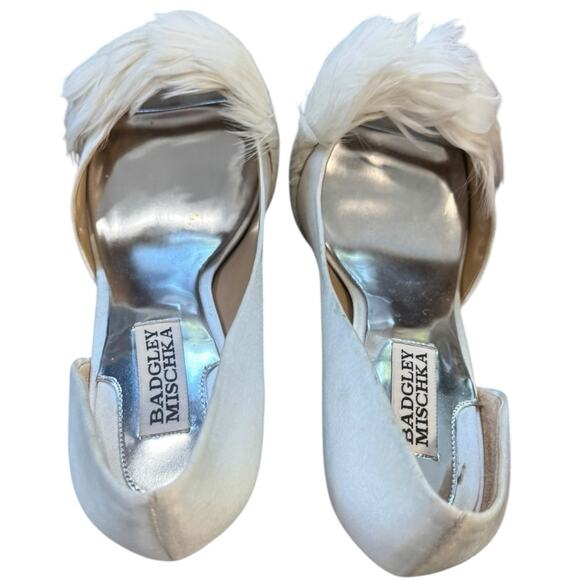 Badgley Mischka Piper Feather Open Toe Wedding Pumps white satin Size 7 - Picture 4 of 11